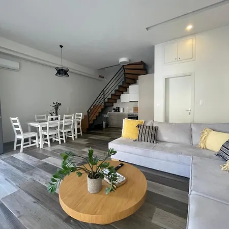 Aelia Luxury House Lägenhet