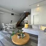 Aelia Luxury House Apartamento